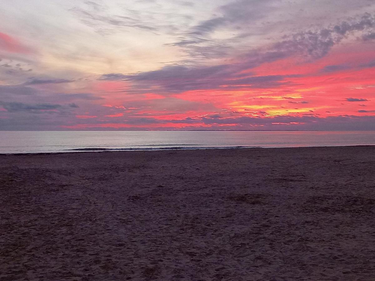 Appartement Spacieux Et Lumineux Secteur Petit Marche A 5 Min A Pied De La Plage سان جان دي مونت المظهر الخارجي الصورة