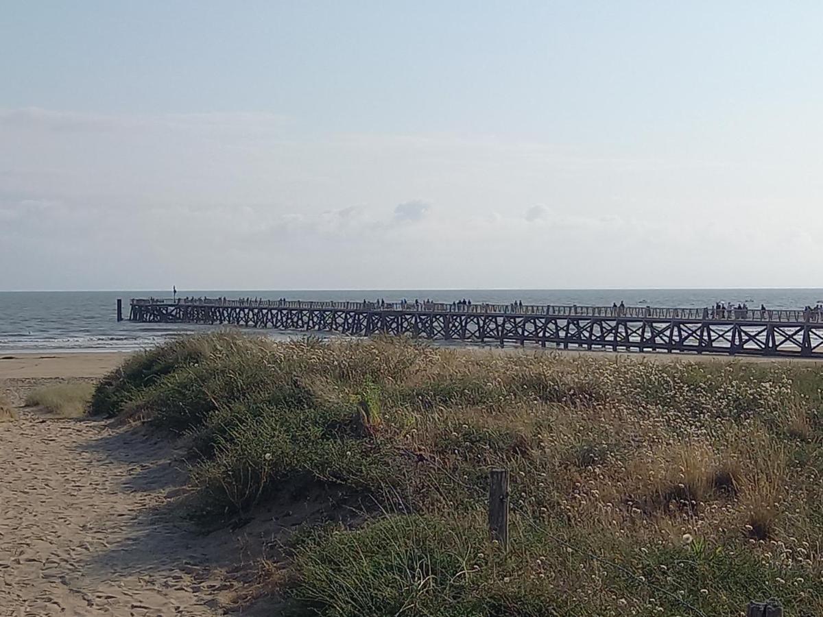 Appartement Spacieux Et Lumineux Secteur Petit Marche A 5 Min A Pied De La Plage سان جان دي مونت المظهر الخارجي الصورة